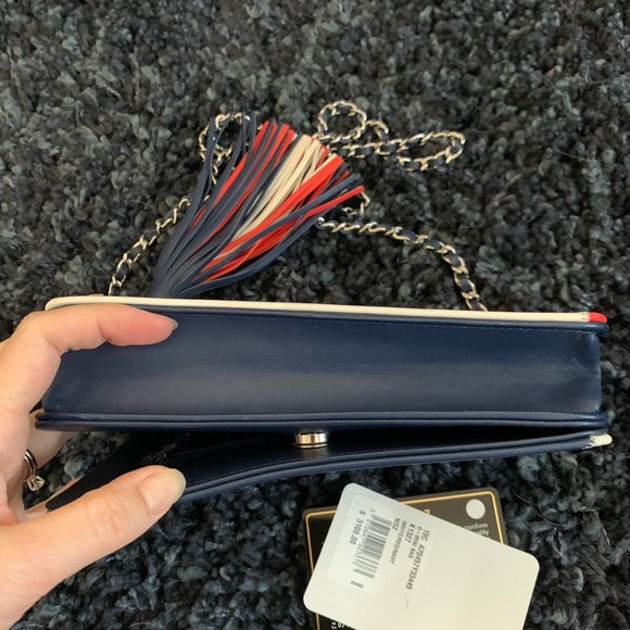 Chanel chain wallet shoulder crossbody bag with tassel - Picture 4 of 12